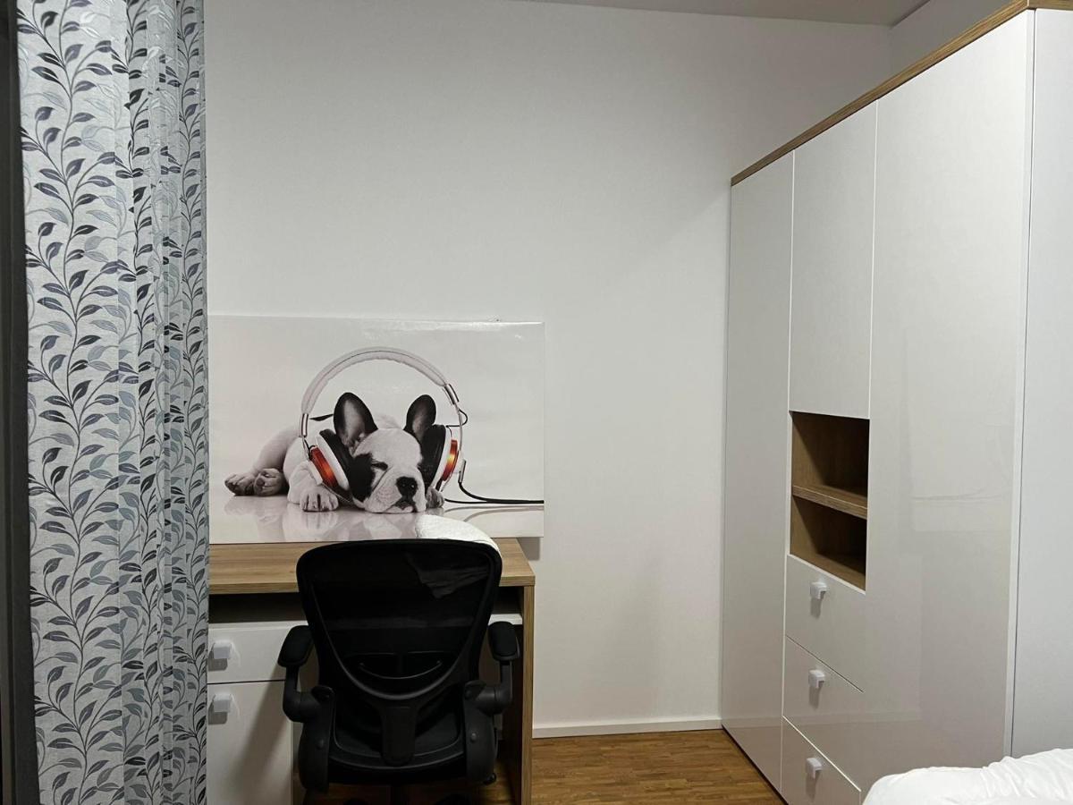 Three Bedroom Apartment In City Centre With A Grand Garden Frankfurt am Main Ngoại thất bức ảnh
